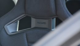 レカロ スポーツスターをアバルトに<br>RECARO をアバルトに→車検対応です