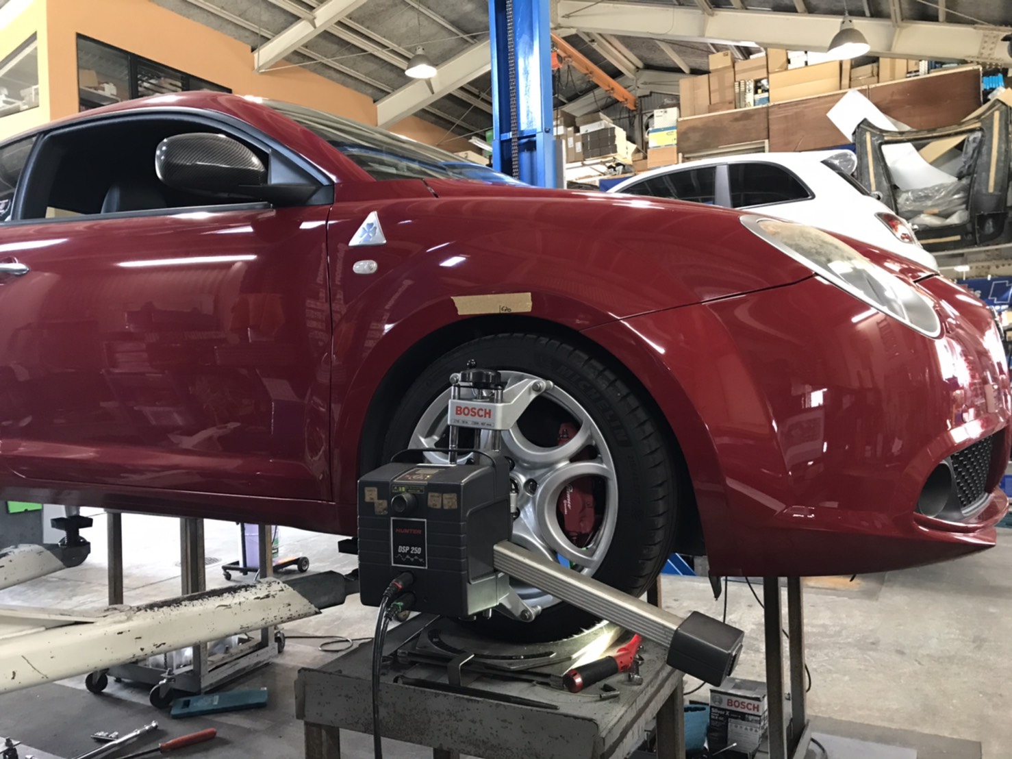 Alfa Mitoのサスペションメンバー位置調整 Red Point レッドポイント