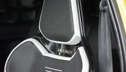 RECARO RCS と momo M41<br>中古車販売車両の作業-12