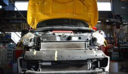 アバルト500は水漏れ探求の為分解中