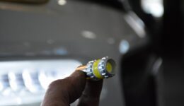 お～っ 良いんじゃない？<br>パンダ3 代車号のLEDバルブ