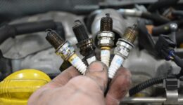 うわっ緩んでる!?<br>2台のルノースポール タイミングベルトの交換