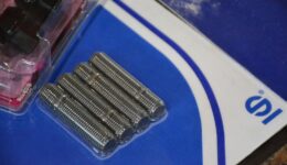ハブスタッド・コンバートでホイール付け替えラクラク